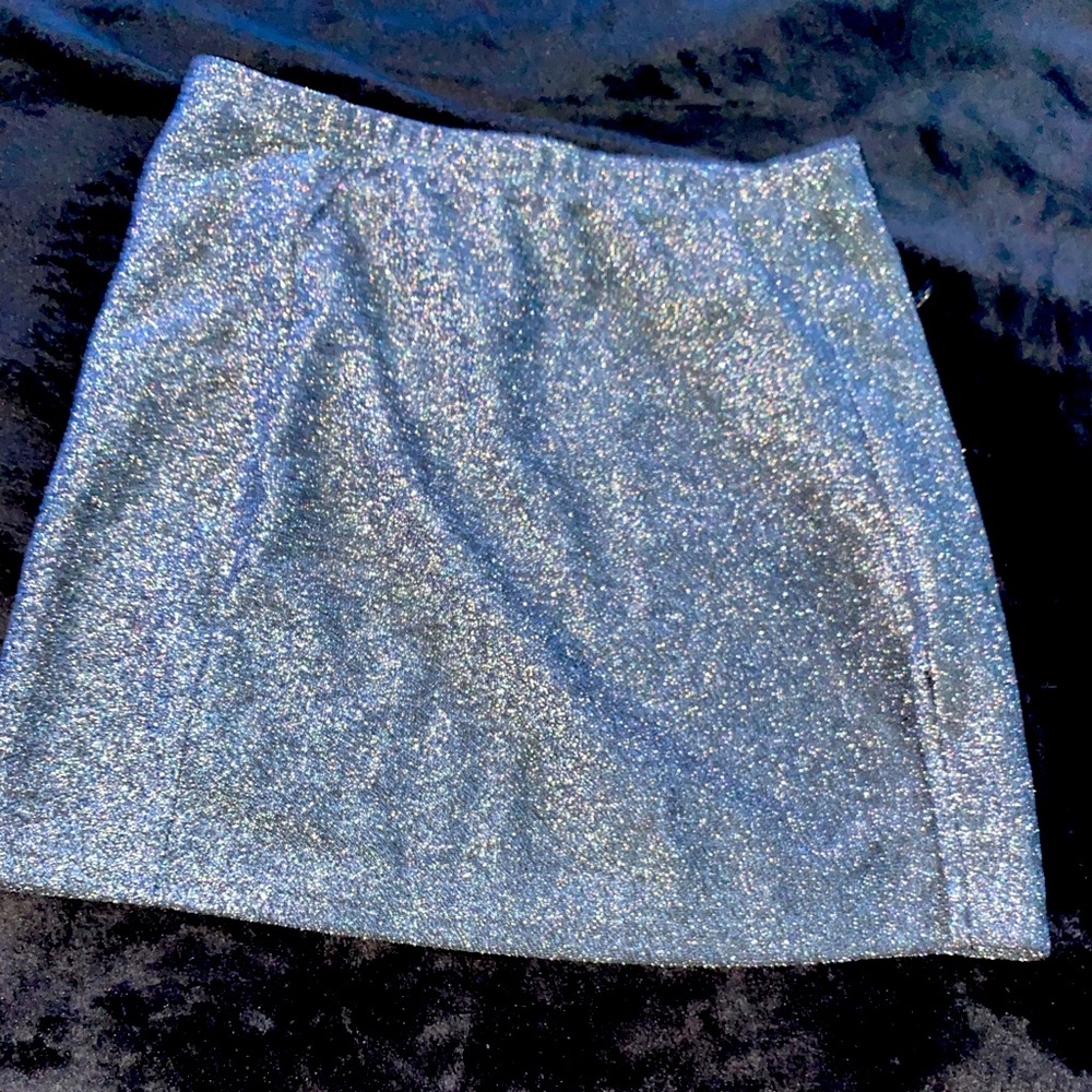 womens slitted skirt
